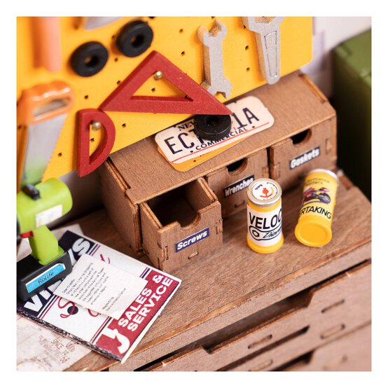 Rolife Garage Workshop Miniature House Kit image number 3