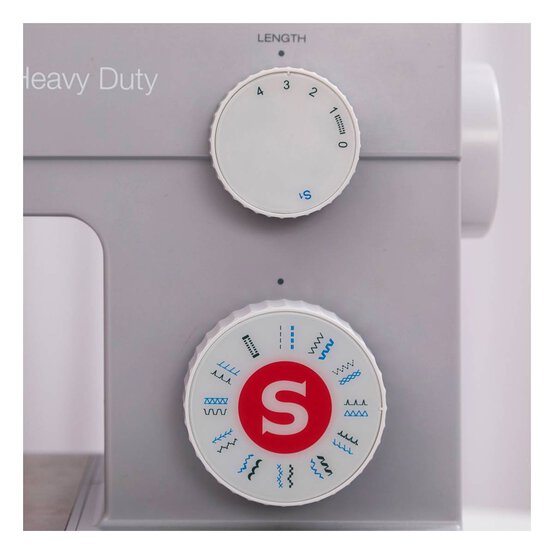 Singer 4423 Heavy Duty Sewing Machine image number 6