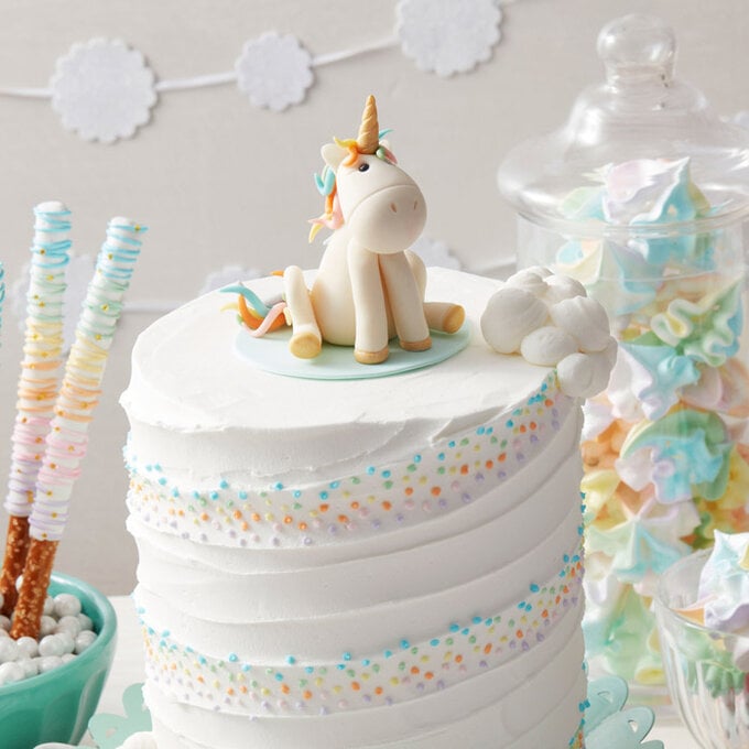 How to Make a Unicorn Cake image number 1