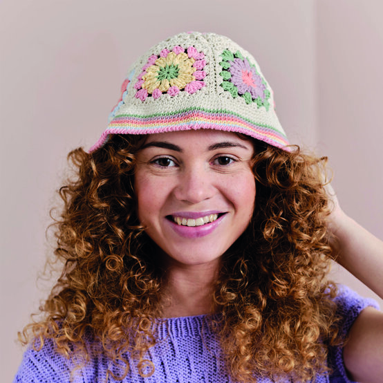 How to Crochet a Flower Sun Hat image number 1