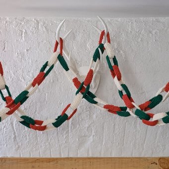 How to Knit Paper Chains