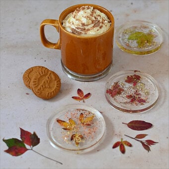 How to Make Autumnal Resin Coasters
