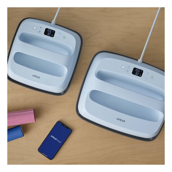 Cricut EasyPress 3 Heat Press 23cm x 23cm image number 3