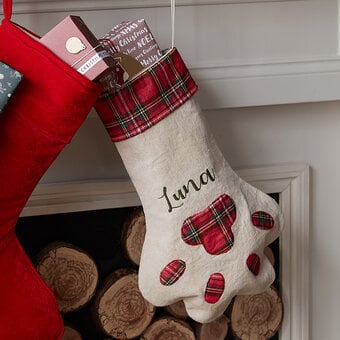 How to Make a Personalised Pet Stocking
