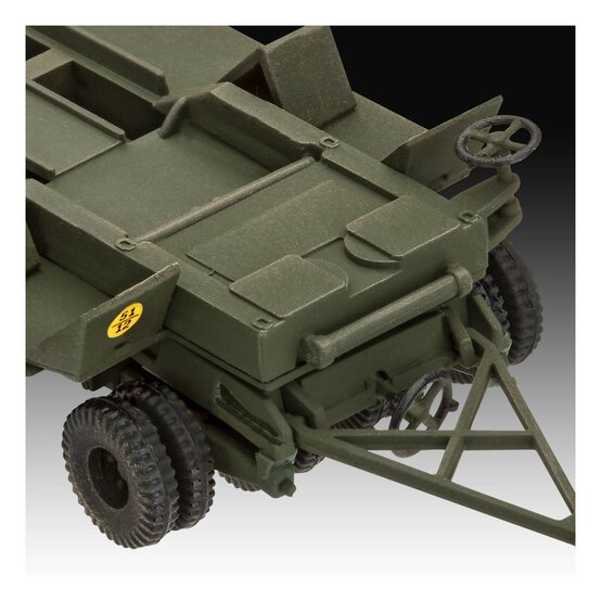 Revell M19 Tank Transporter Model Kit 1:76 image number 5