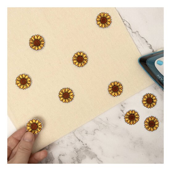 Mini Sunflower Iron-On Motifs 10 Pack image number 2