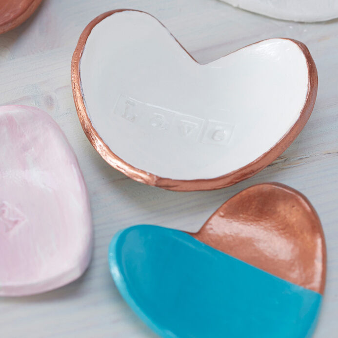 How to Make Air Dry Clay Heart Bowls Hobbycraft