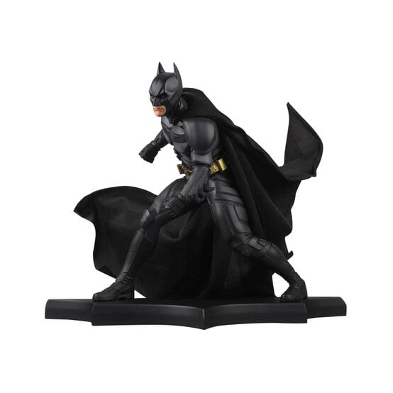 DC The Batman Figure image number 3