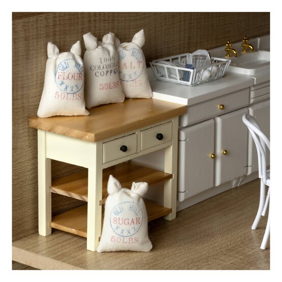 Doll&rsquo;s House Sacks of Flour and Grain 6 Pack  image number 2