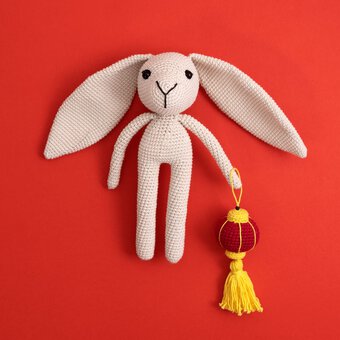How to Crochet an Amigurumi Rabbit