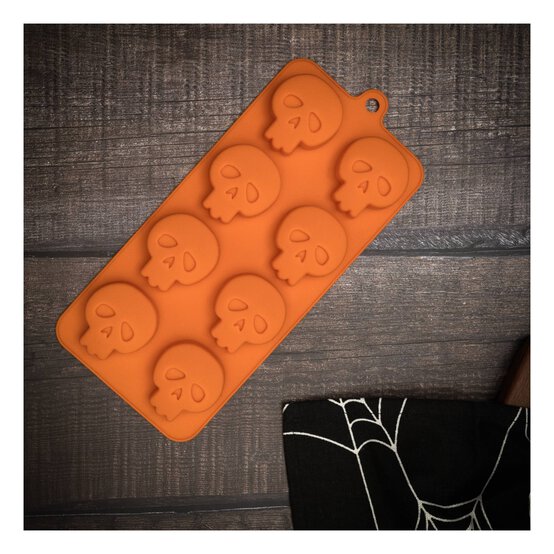 Skull Silicone Mould 8 Wells image number 1