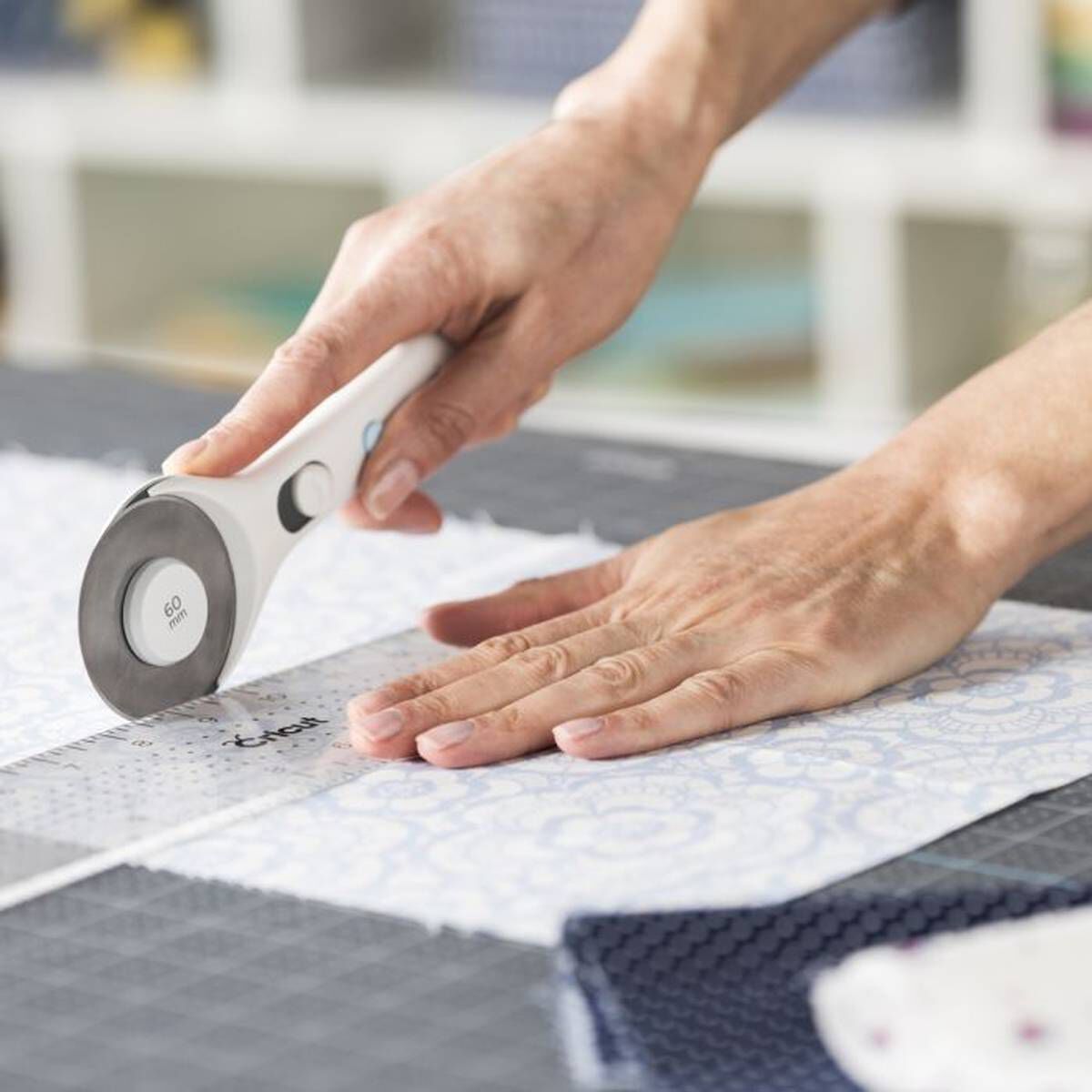 Cricut Rotary Cutter 60mm Hobbycraft