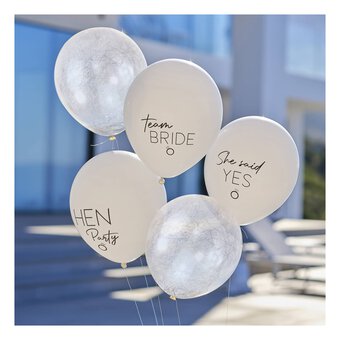 Ginger Ray Neutral Hen Party Balloon Bundle 5 Pack