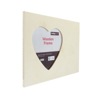 Wooden Heart Frame 21cm x 16cm