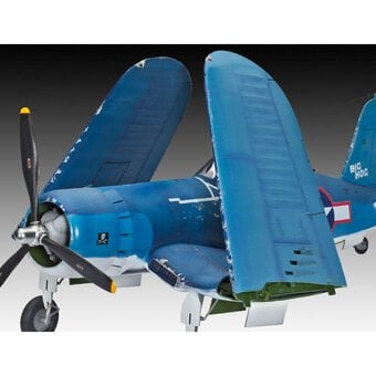 Revell Vought F4U-1A Corsair Model Kit 1:32 image number 5