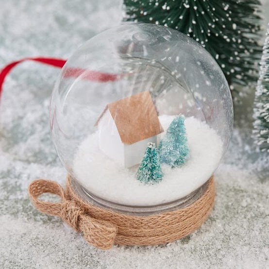 Your Cricut Explore Winter Scene Snow Globe image number 1