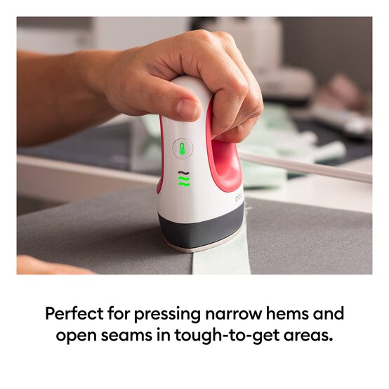 Cricut Raspberry EasyPress Mini image number 4