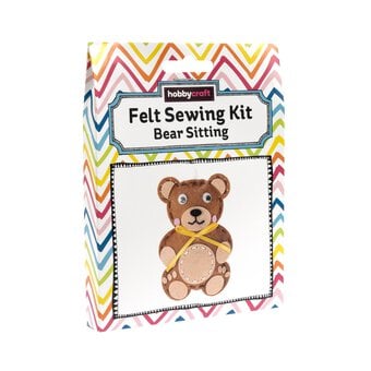 Sitting Bear Felt Sewing Kit