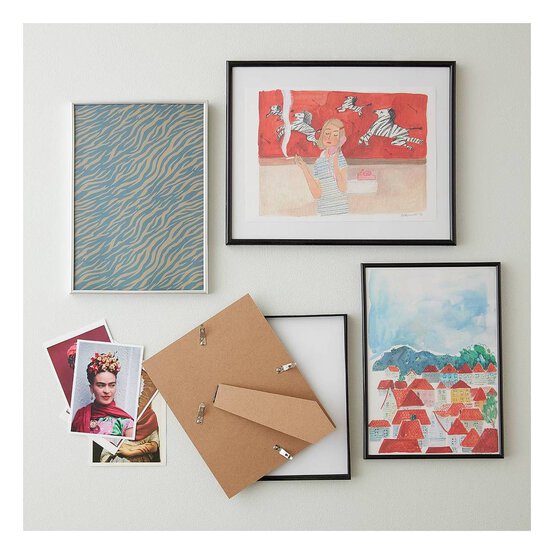 Black Lightweight Frame 20cm x 25cm image number 2