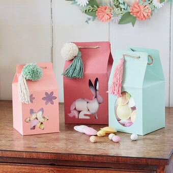 How to Make  Easter Treat Boxes