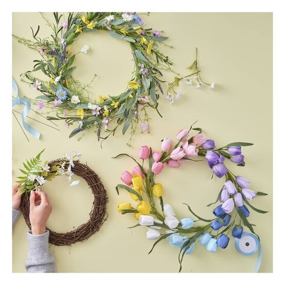 Tulip Wreath 50cm image number 3