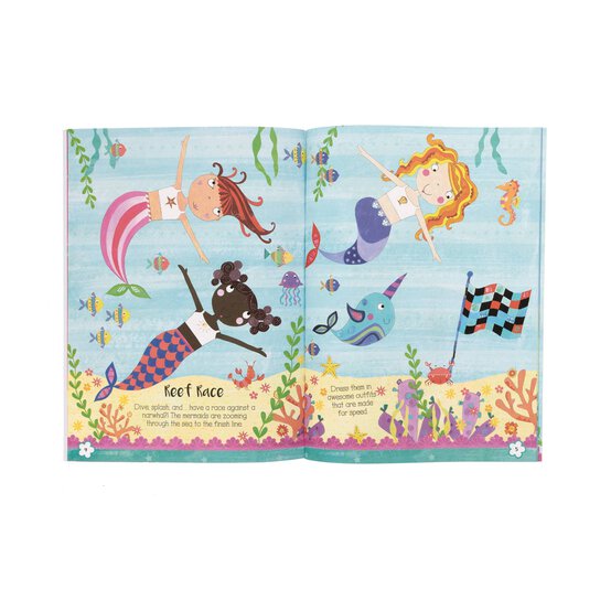 Dolly Dressing Sparkly Activity Case image number 6