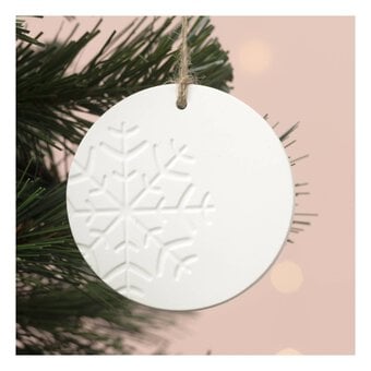 Hanging Ceramic Round Snowflake Decoration 8cm