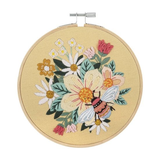 Trimits Buzzy Bee Embroidery Hoop Kit image number 2