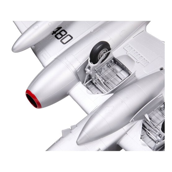 Revell Gloster Meteor F.8 Model Kit 1:32 image number 4