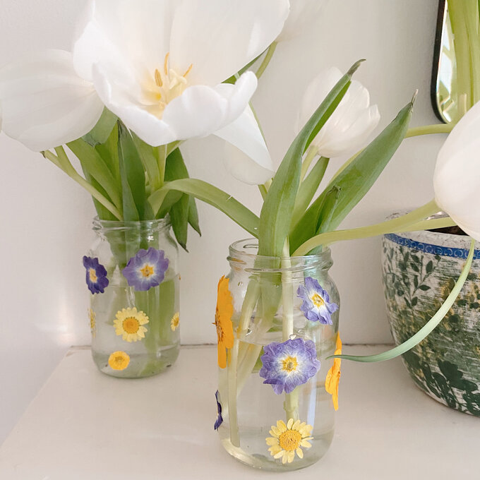 How to Make Pressed Flower Jars image number 1