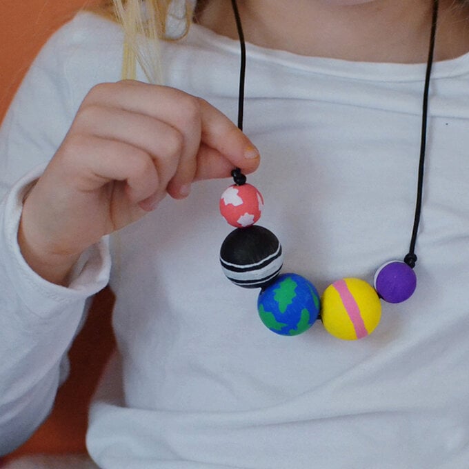 How to Make a Solar System Necklace image number 1