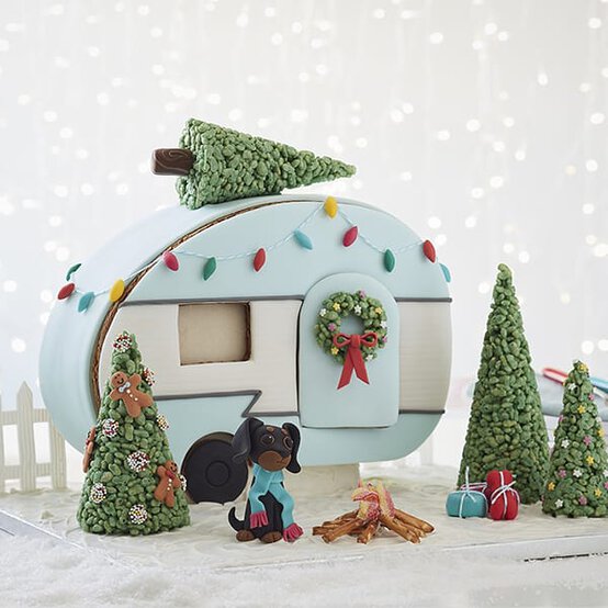 How to Make a Caravan Christmas Cake image number 1