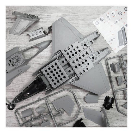 Airfix Quickbuild F-35B Lightning II Model Kit image number 3