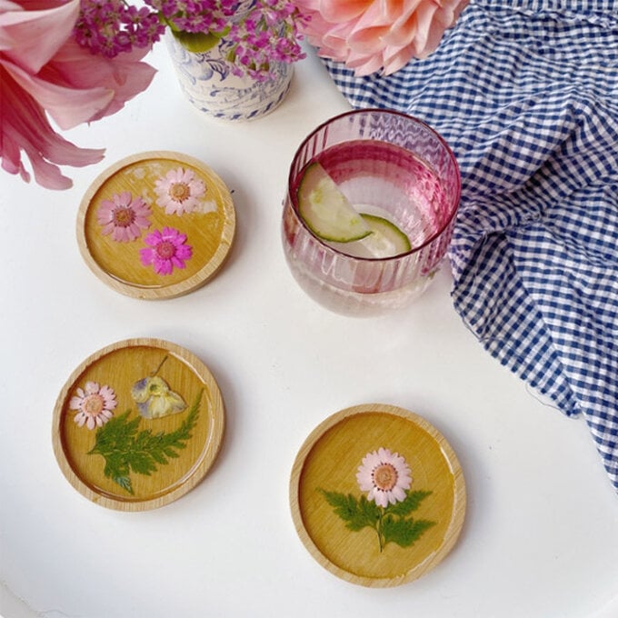 How to Make Pressed Flower Resin Coasters image number 1