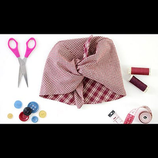 How to Sew a Land Girl Style Head Scarf image number 1
