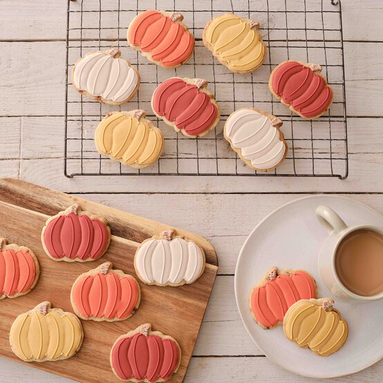 How to Make Pumpkin Spice Biscuits image number 1