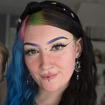 Chloe Penhallurick - Artisan