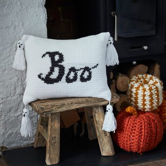 How to Make a Halloween Crochet Cushion