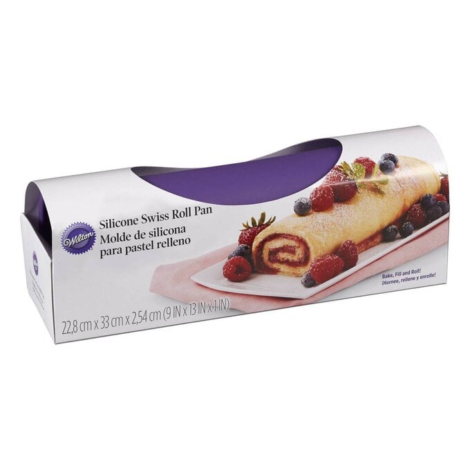 Wilton Silicone Swiss Roll Pan image number 1