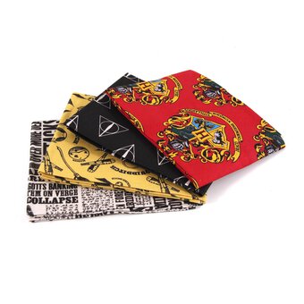 Harry Potter Red Cotton Fat Quarters 4 Pack image number 2