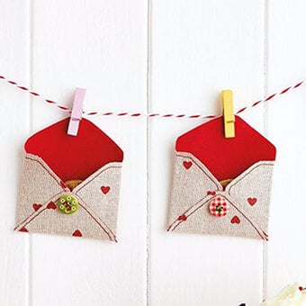 How to Make a Fabric Envelope Advent Calendar