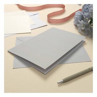 Neutral Hammered Cards and Envelopes 5 x 7 Inches 12 Pack 