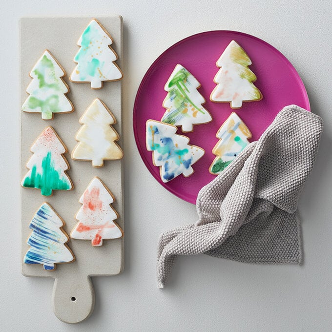 How to Bake Modern Watercolour Tree Biscuits image number 1