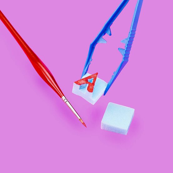 Blue Plastic Tweezers 2 Pack image number 3