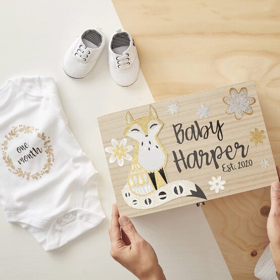Cricut: How to Make a Personalised Baby Keepsake Box image number 1