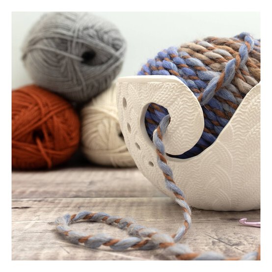 Embossed Ceramic Yarn Bowl 17cm image number 3