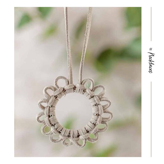 Macramé Jewellery Book image number 3