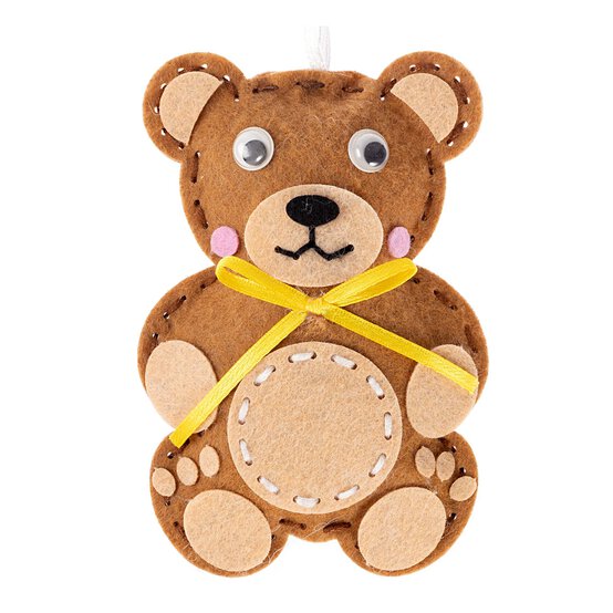Sitting Bear Felt Sewing Kit image number 2