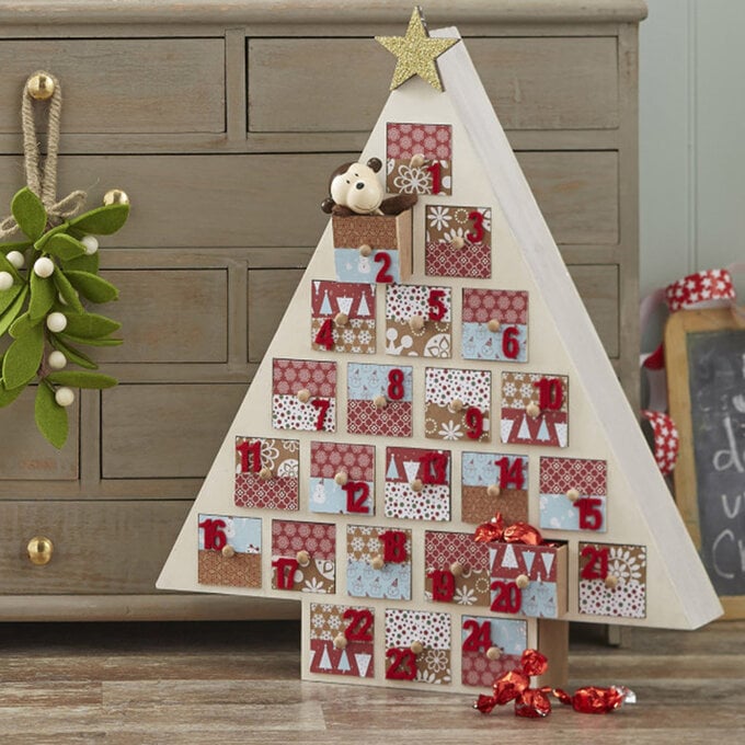 How To Make A Tree Advent Calendar, Wooden Advent Calendar To Decorate Uk