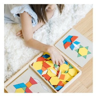 Melissa & Doug Pattern Blocks and Boards image number 3